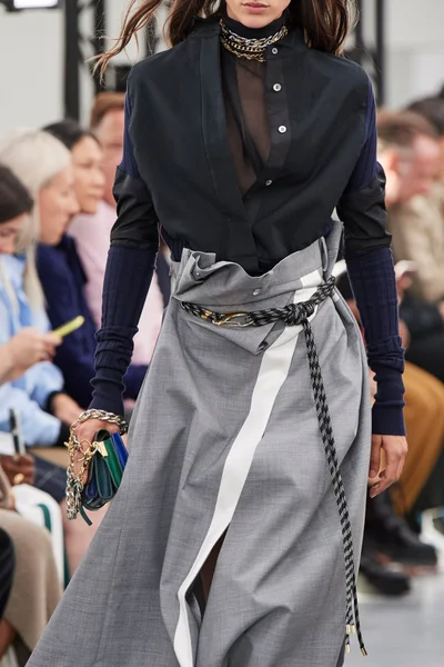 Look 71